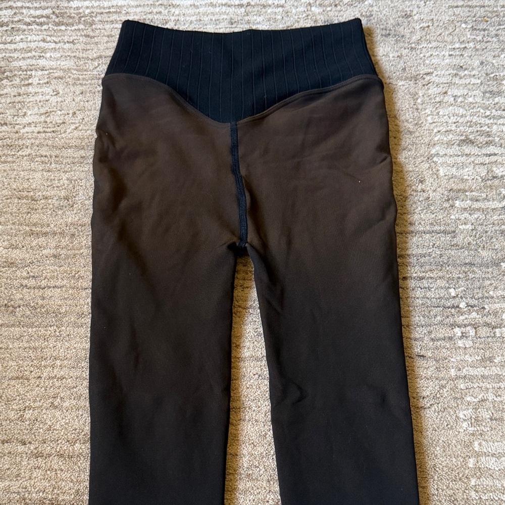 Tummy Control Leggings - Picture 4 of 6